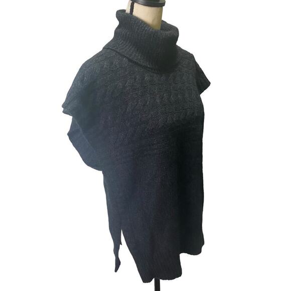 NWT Noble Wilde Merino Possum Sweater Size XS Charcoal Gray Cable Knit - Picture 2 of 12